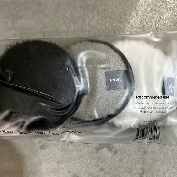 LARUCE Face disks NIB - Picture 2 of 2